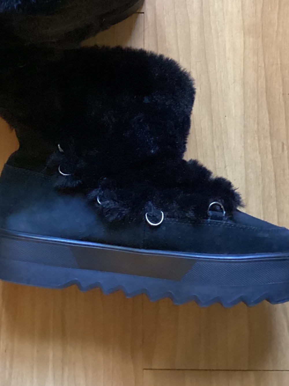 Cougar Vanity suede faux fur winter / snow boots women’s/ ladies 8 Comfy WARM